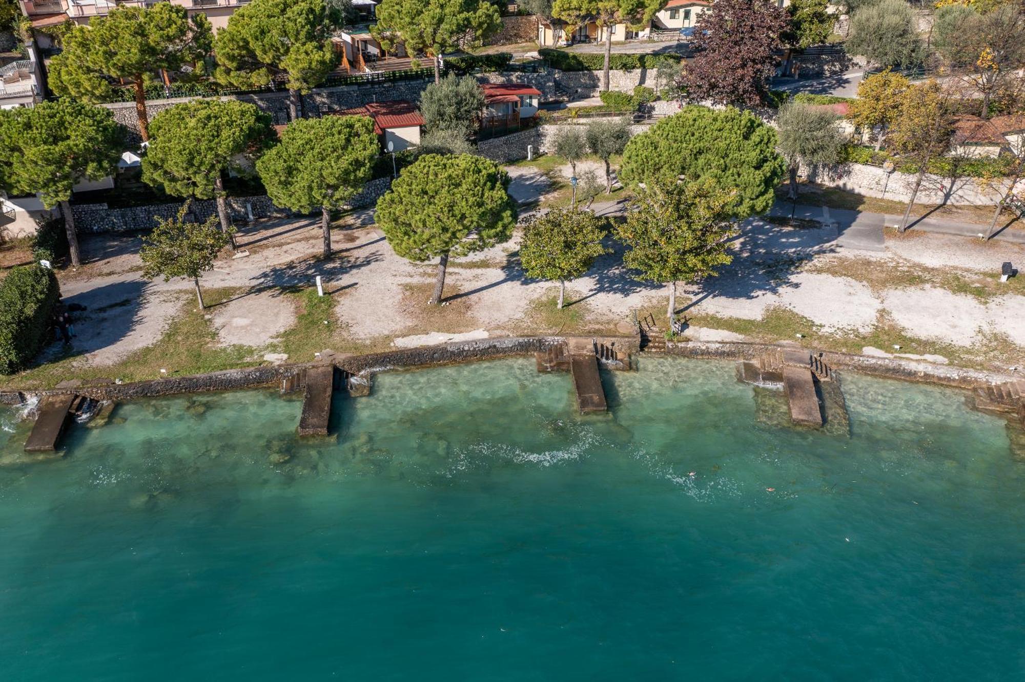 Camping Park Garda Limone sul Garda Exterior photo