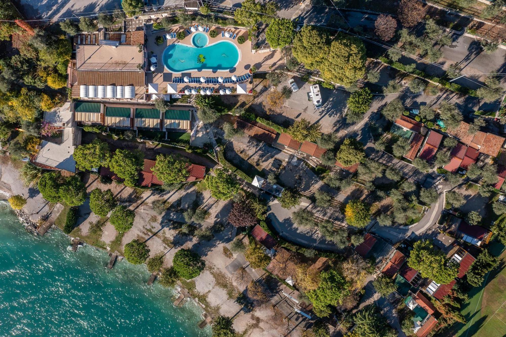 Camping Park Garda Limone sul Garda Exterior photo
