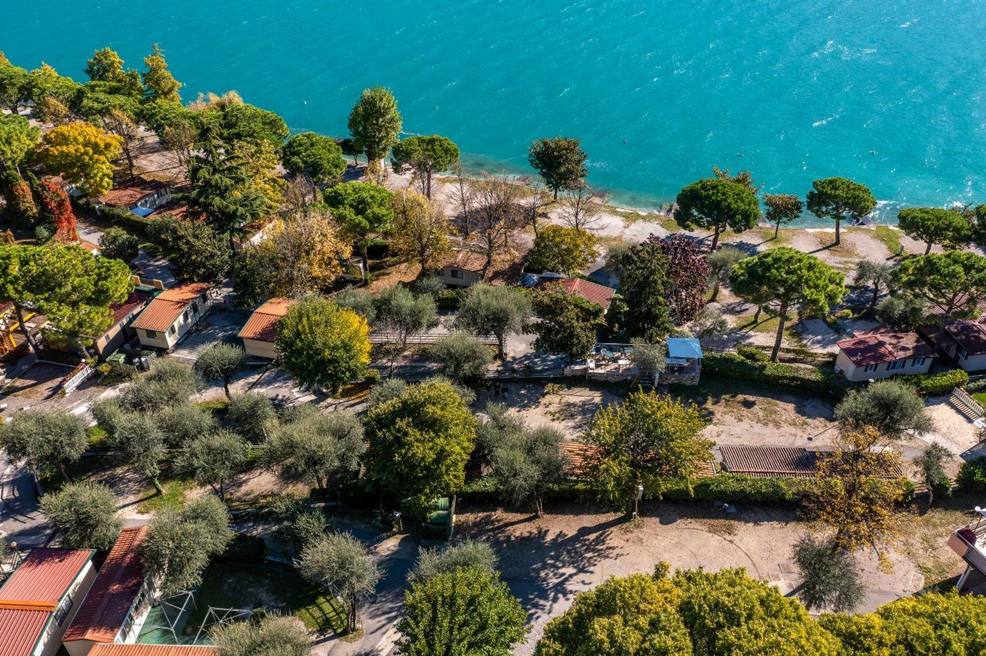 Camping Park Garda Limone sul Garda Exterior photo
