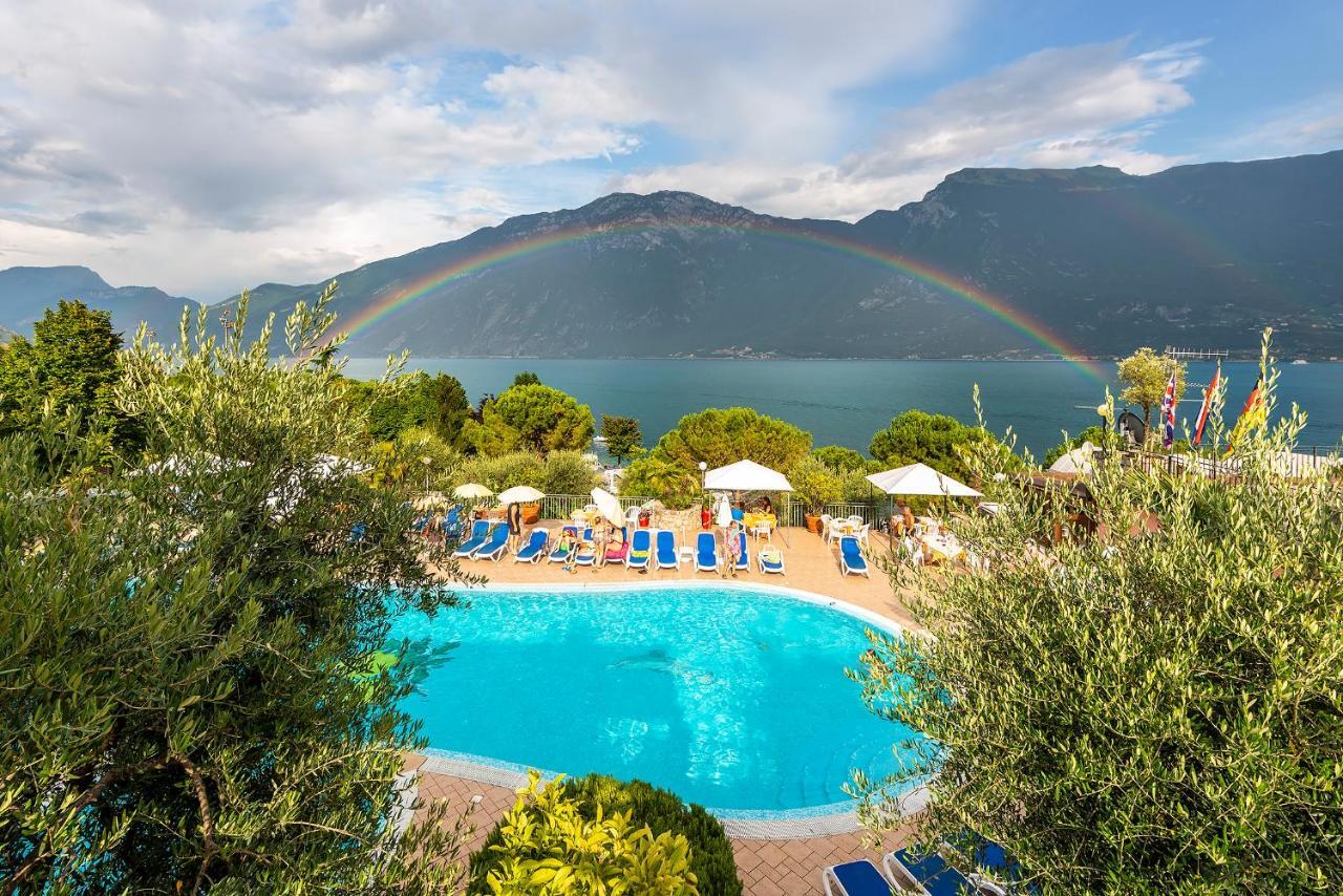 Camping Park Garda Limone sul Garda Exterior photo